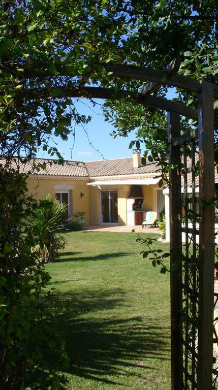Villa Lescala Blaye Luaran gambar